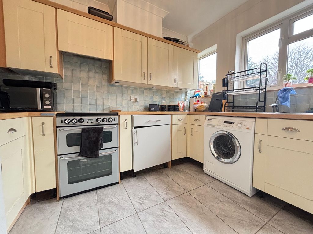 Property photo 3 of 14 Photo 3