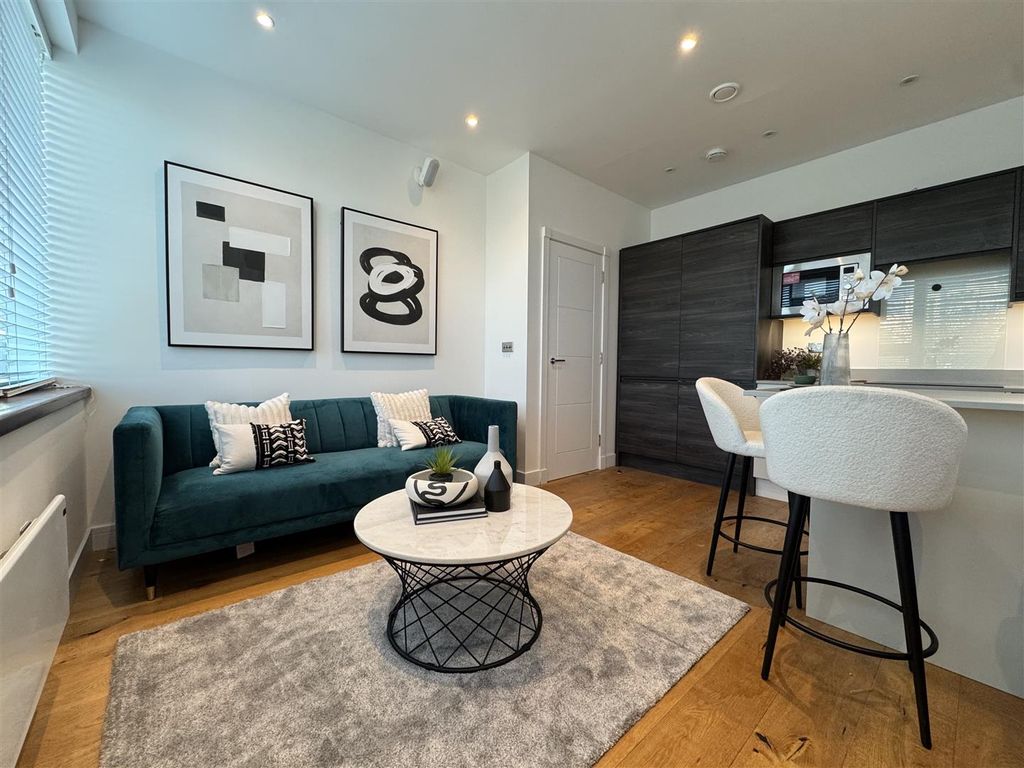 Property photo 2 of 15 Living Room Pic 6.Jpeg