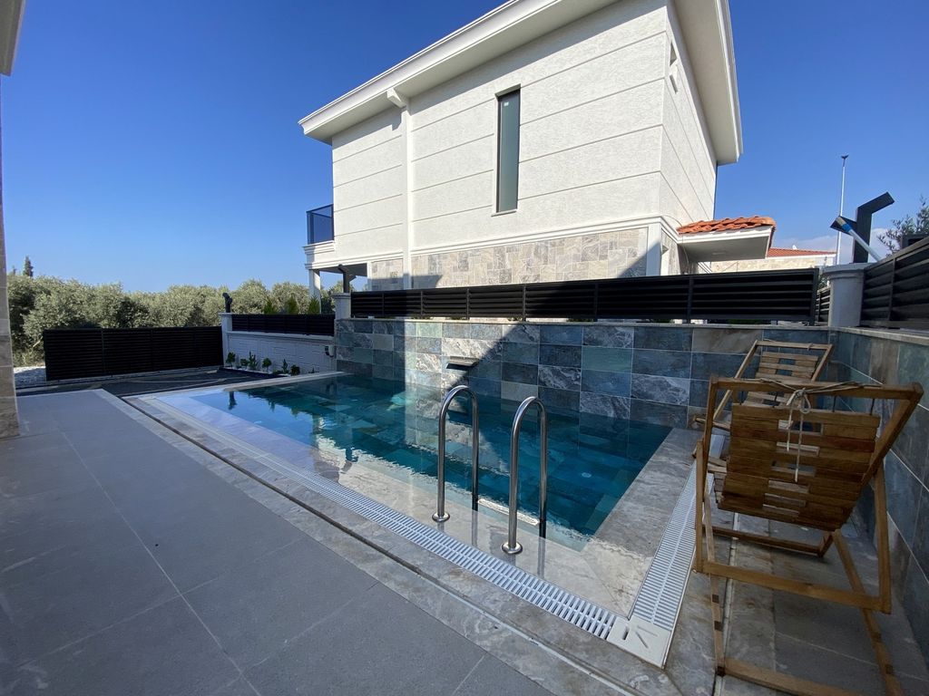 Property photo 3 of 25 Stylish Kusadasi Villas For Sale - Terraces Surrounding The Pool