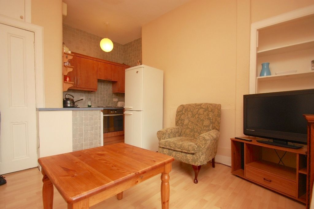 Property photo 3 of 11 Photo 3
