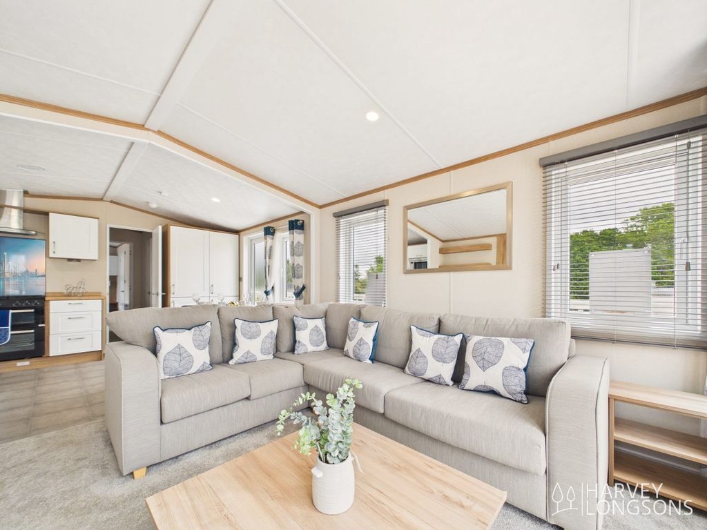 Property photo 2 of 18 Pemberton Marlow 2025 Malvern View Open Plan Lounge