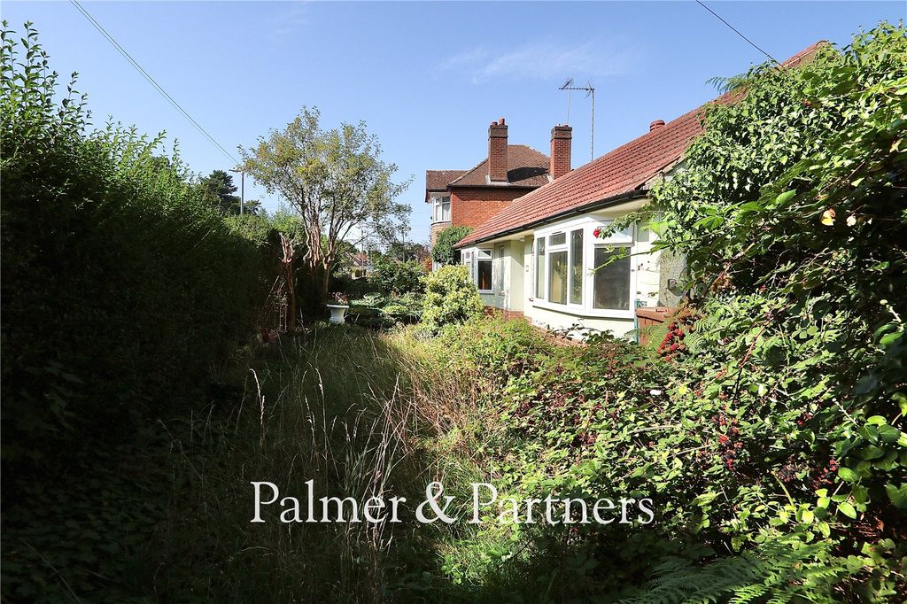 Property photo 3 of 16 Picture No. 02