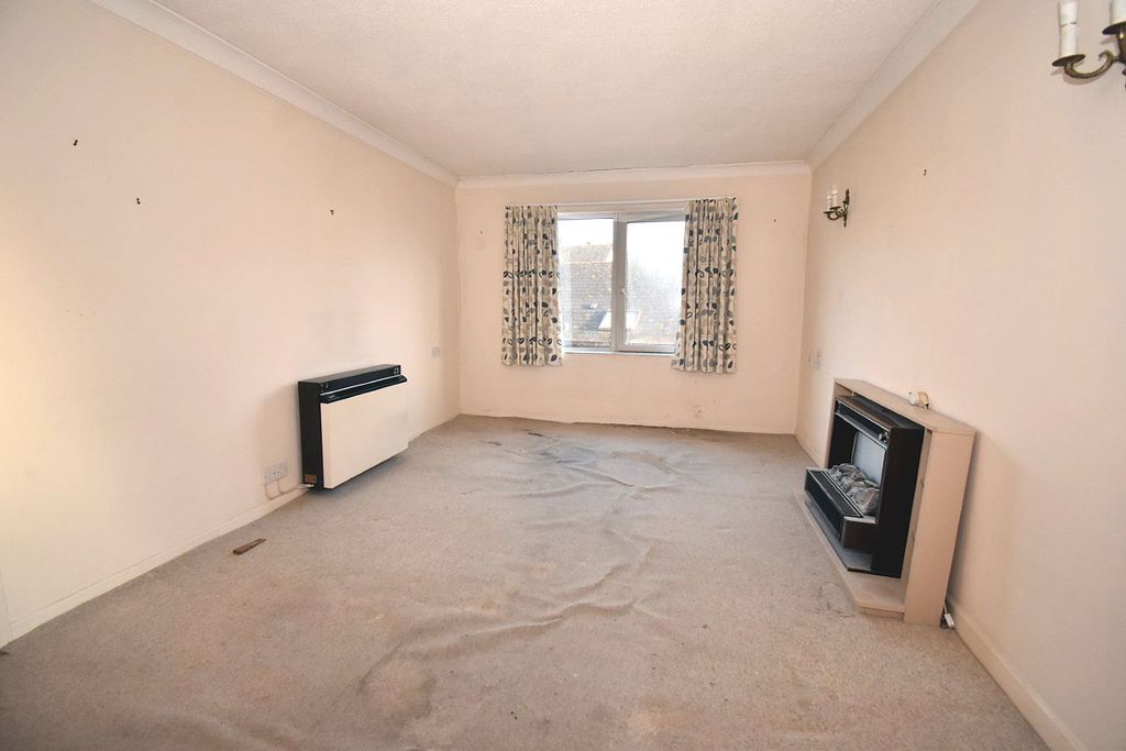 Property photo 2 of 7