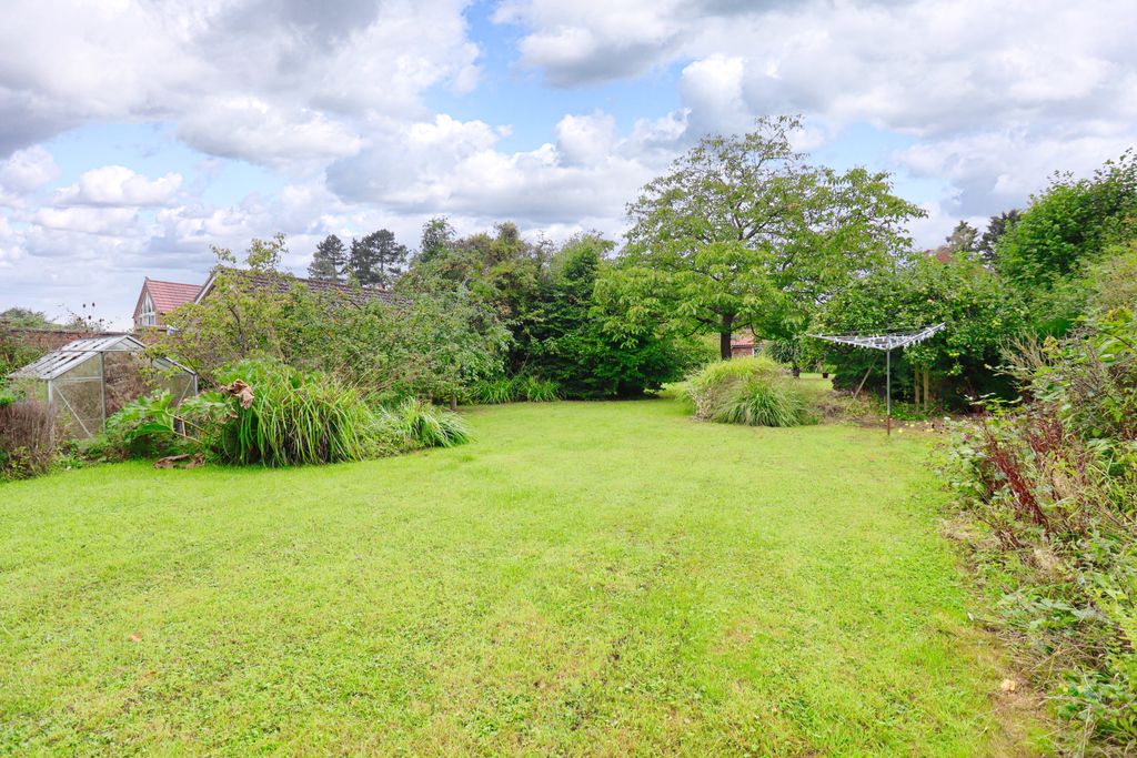 Property photo 3 of 16 Img_2105