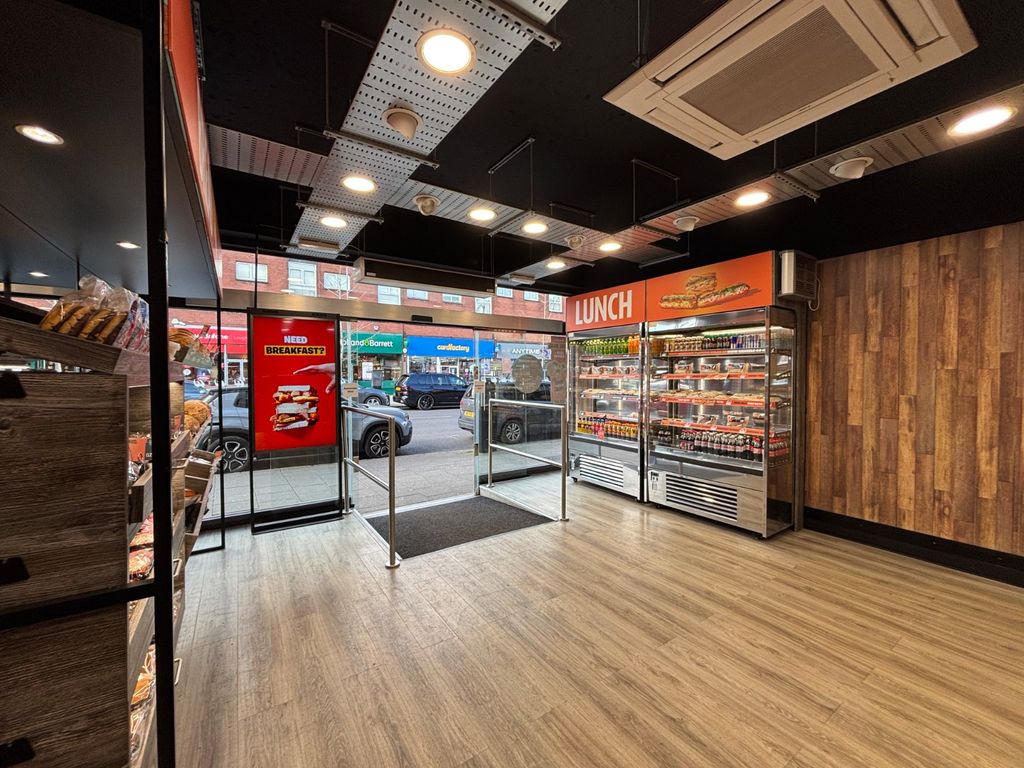 Property photo 3 of 7 Picture No. 04