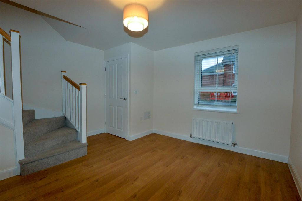 Property photo 2 of 15 Living Room 2.Jpg