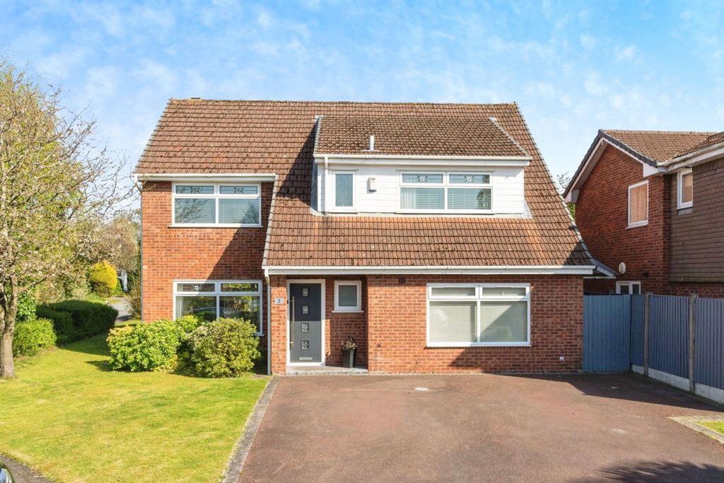 Property photo 1 of 31