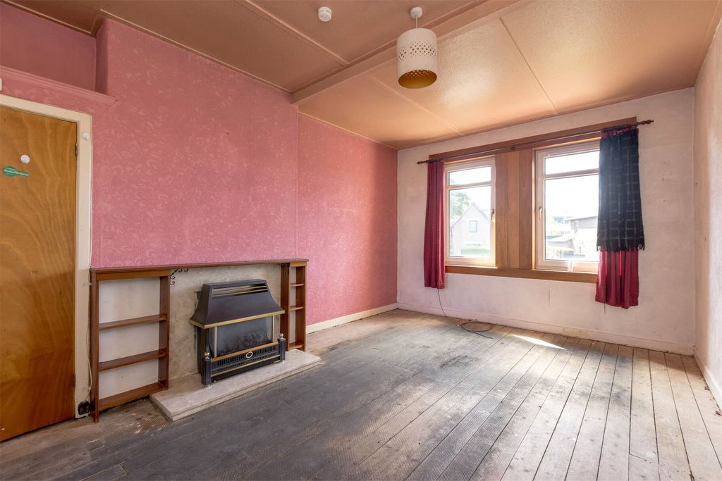 Property photo 2 of 18 Picture No. 06