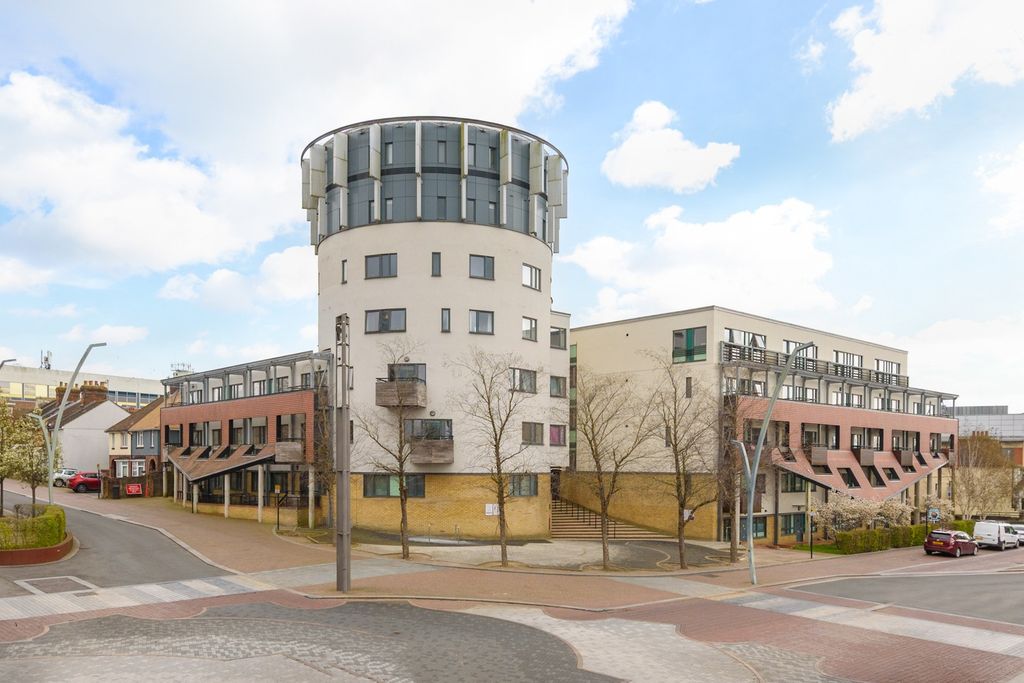 Property photo 1 of 19 5059731