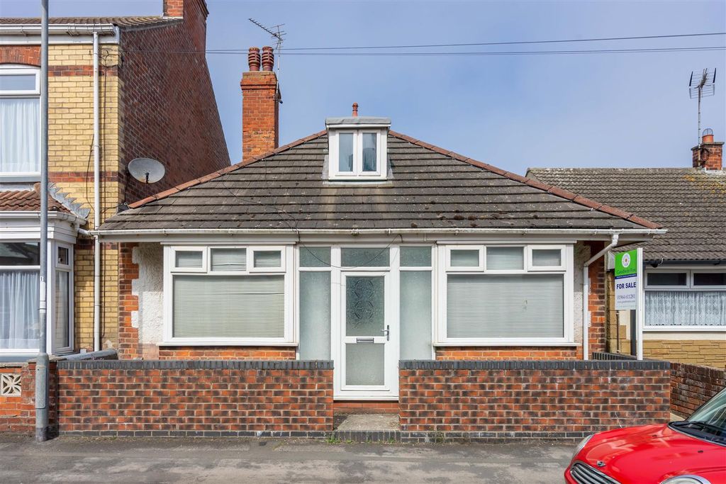 Property photo 1 of 16