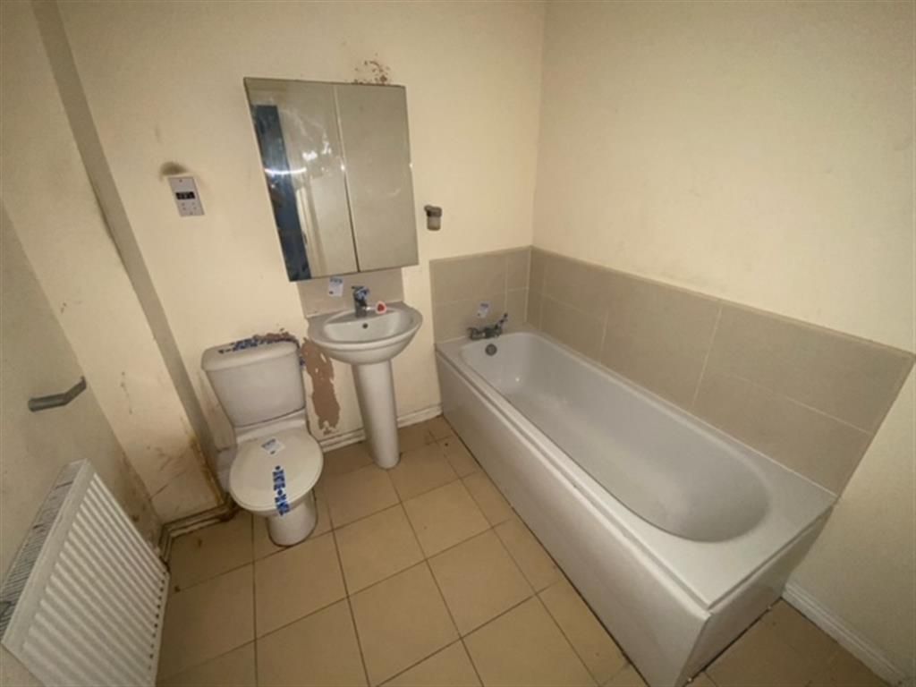 Property photo 3 of 6