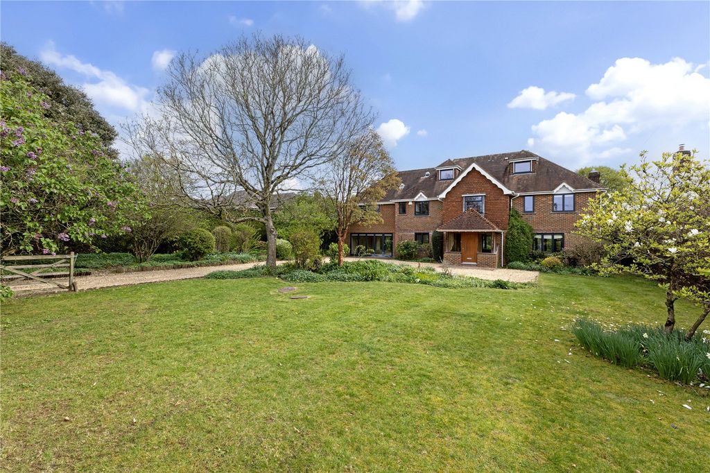 Property photo 1 of 12 Front Aspect