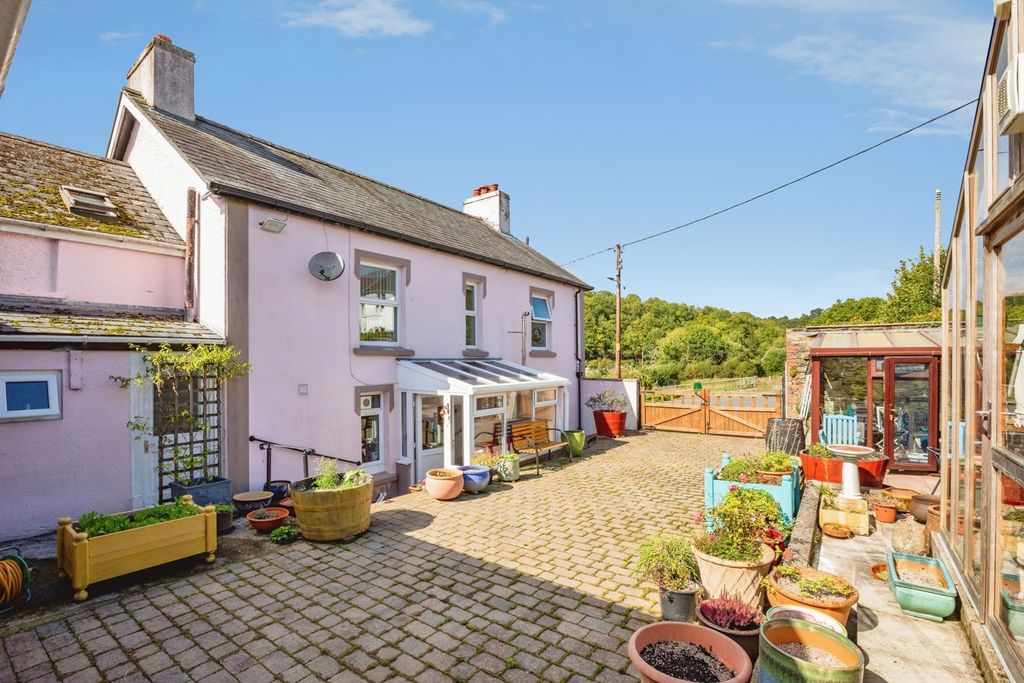 Property photo 2 of 49 Pbox-Img.Jpg