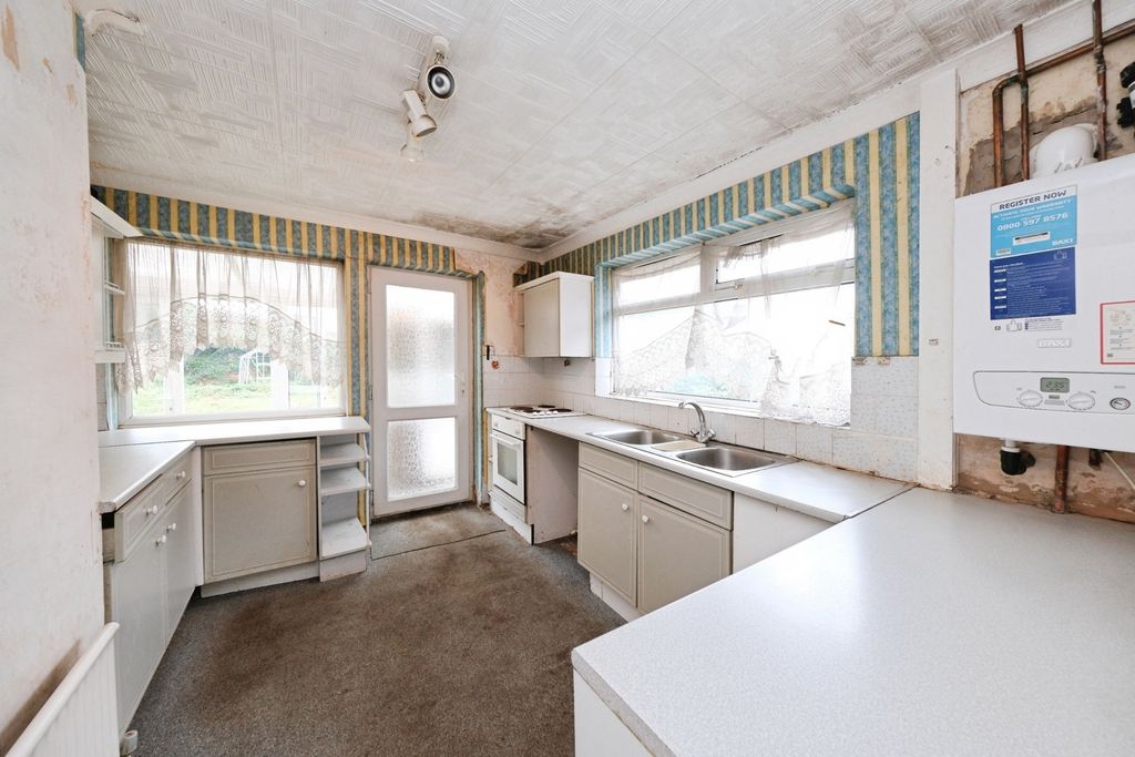 Property photo 3 of 14 Pbox-Img.Jpg