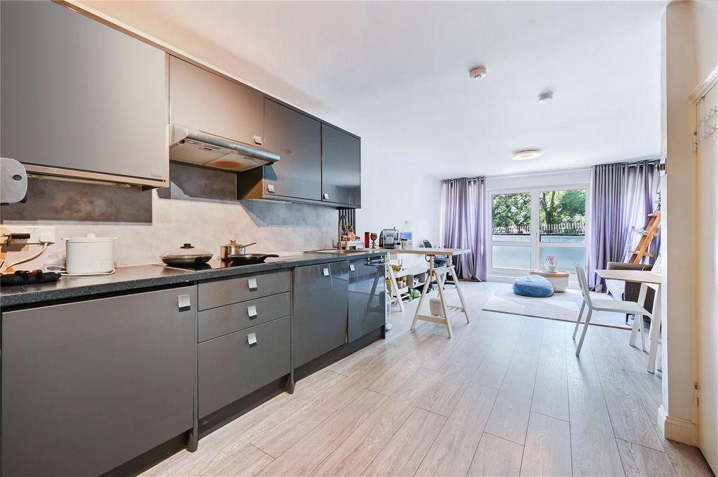 Property photo 2 of 7
