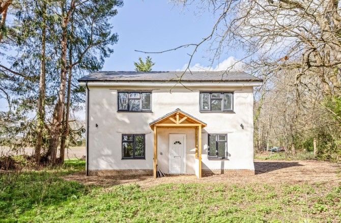 Property photo 2 of 21