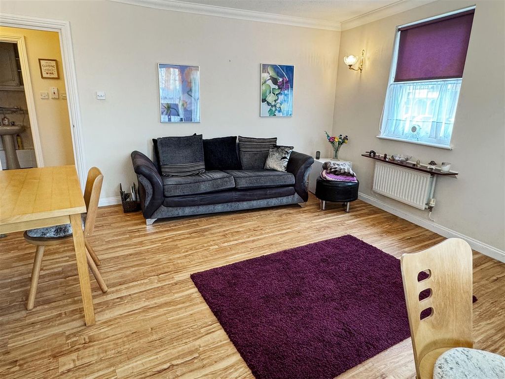 Property photo 3 of 11 Img_2885.Jpg