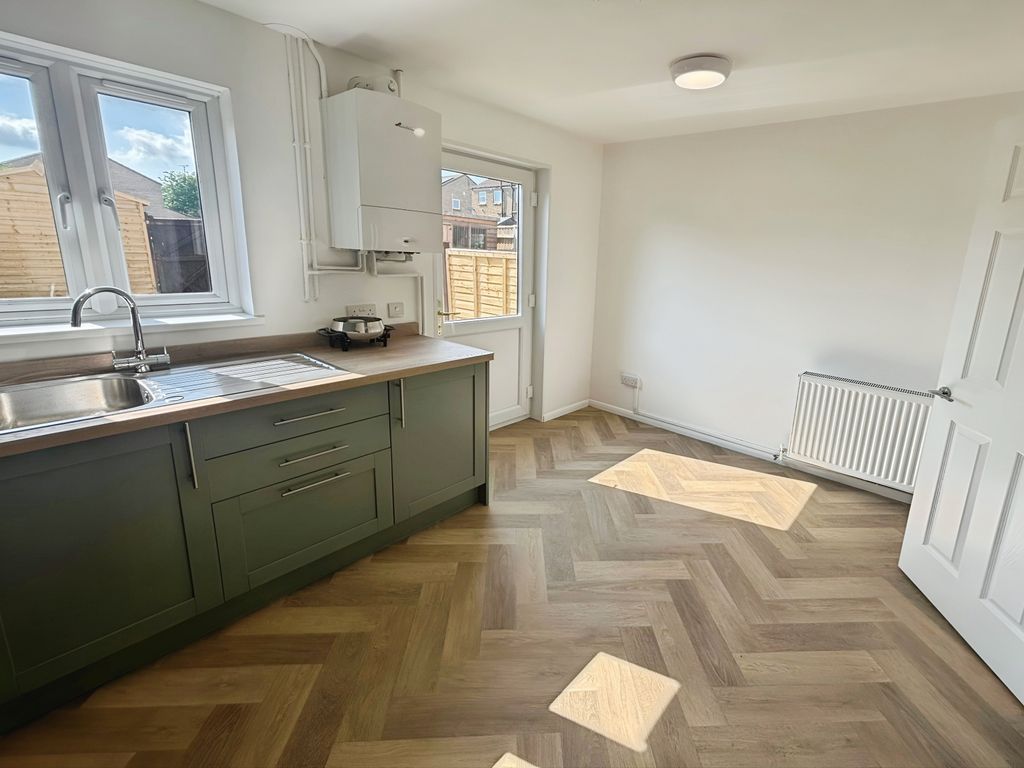 Property photo 3 of 11 1Bc3221E-Whatsapp 20Image 202025-05-21 20At 2016.1
