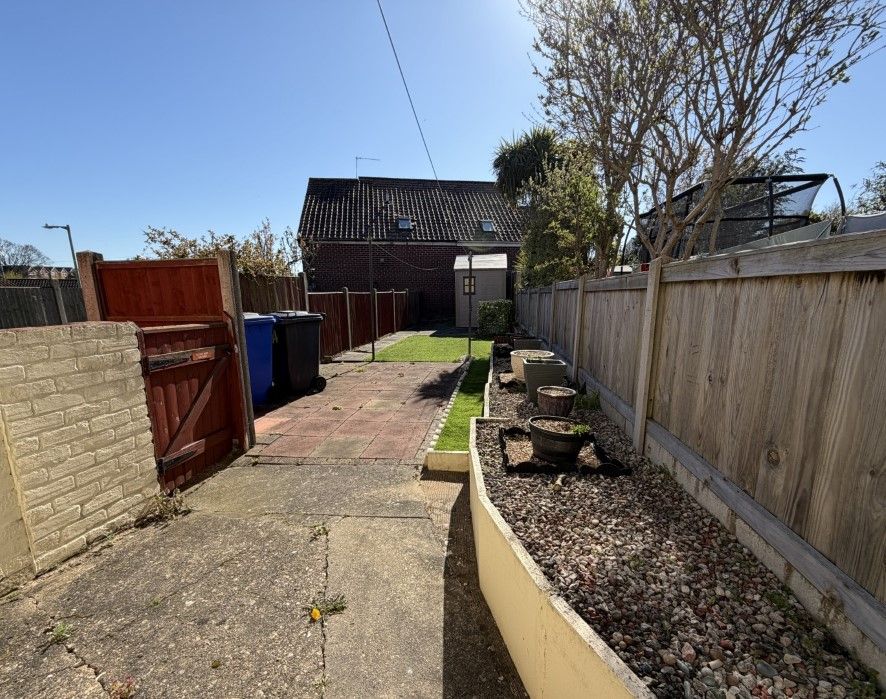 Property photo 2 of 9