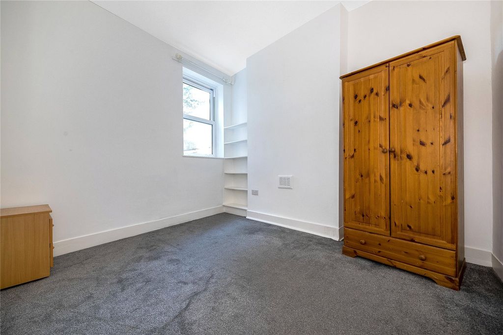 Property photo 3 of 13 Picture No. 05
