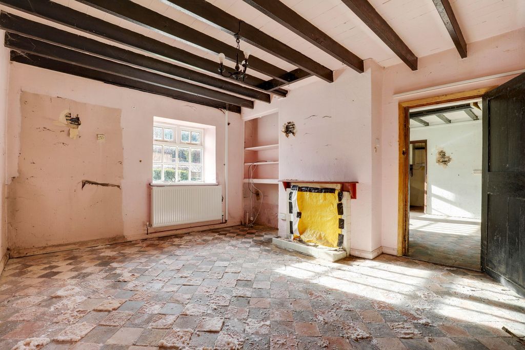 Property photo 3 of 13
