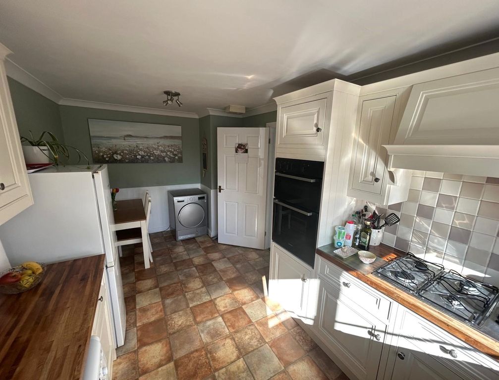 Property photo 3 of 10 Picture No. 08
