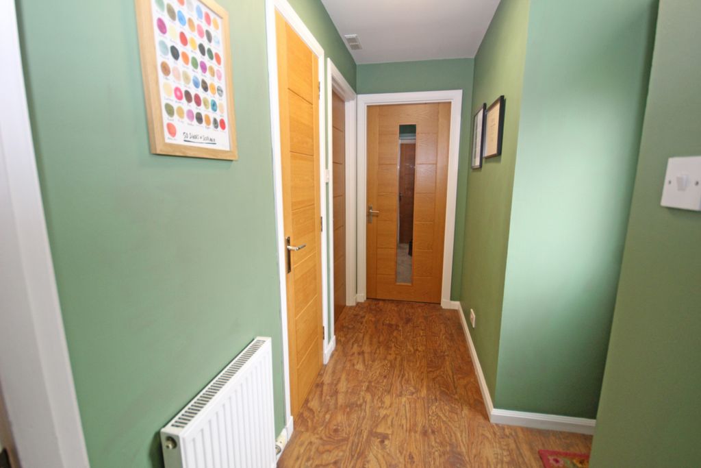 Property photo 2 of 41
