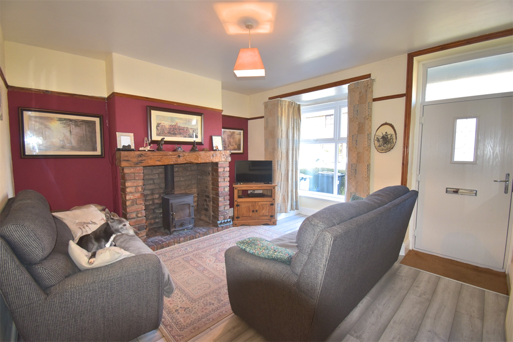Property photo 2 of 14 Sitting Room