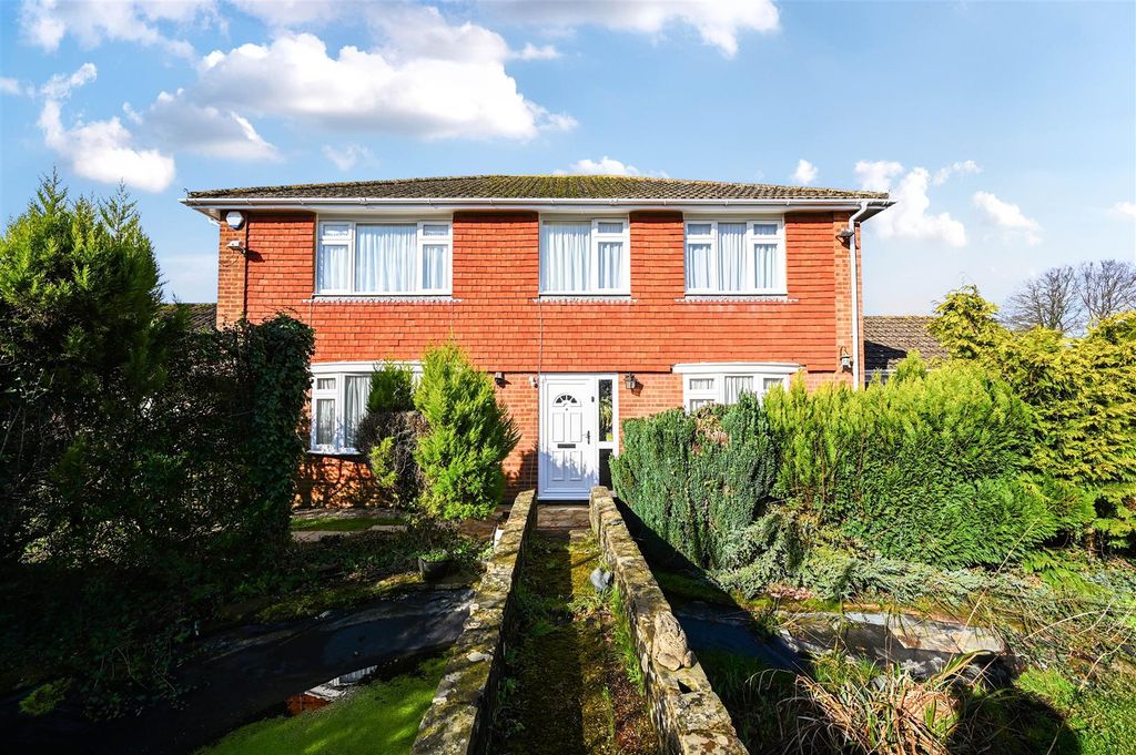 Property photo 1 of 40 1-Fryatts-Way-Tn394Lw (8).Jpg