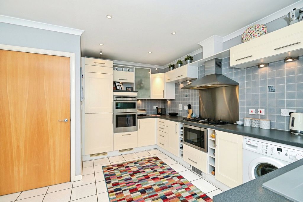 Property photo 1 of 12 Picture No. 02