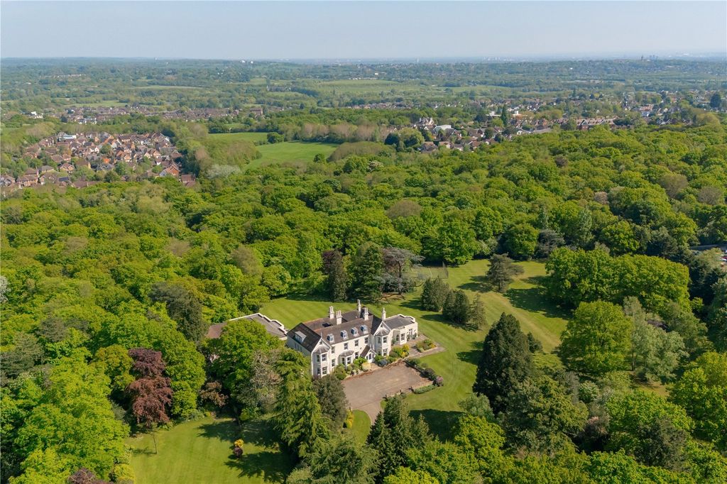 Property photo 1 of 29 Holmehurst