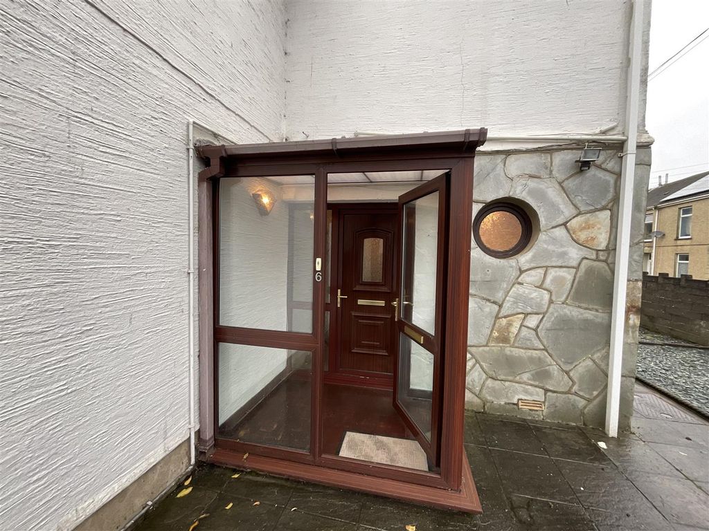 Property photo 2 of 49 Img_7454.Jpeg