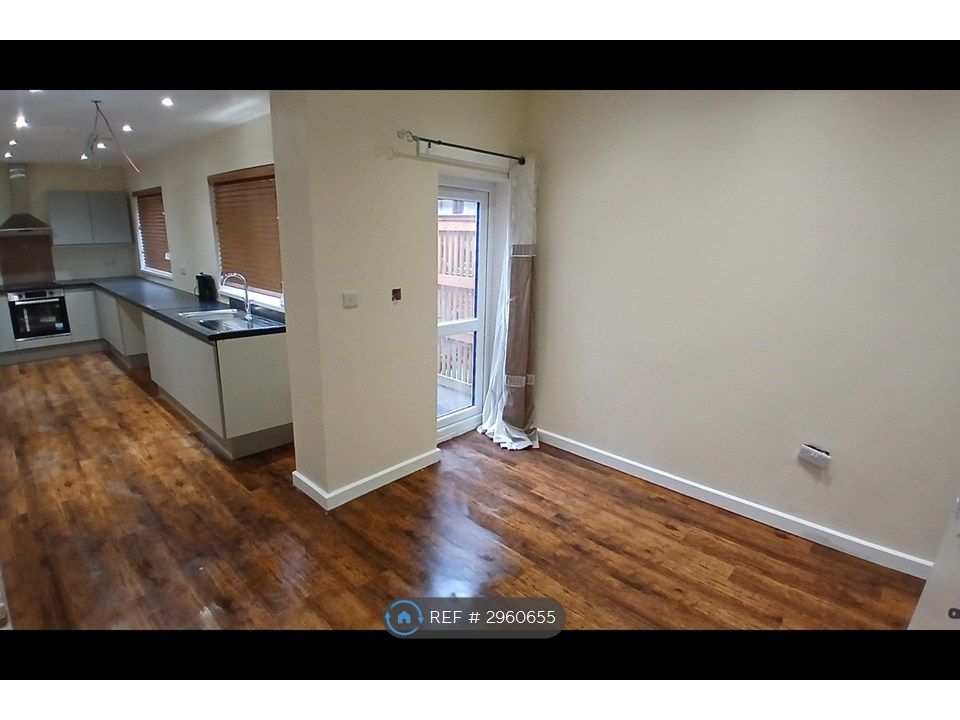 Property photo 2 of 14 Dinning Room
