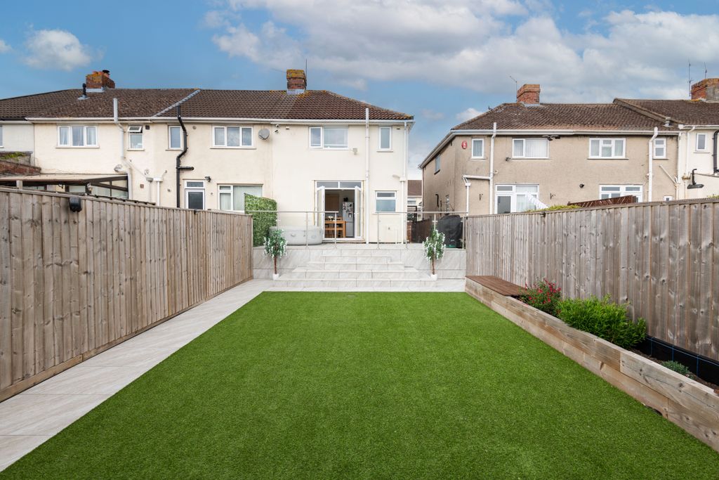 Property photo 2 of 36 Rear Garden