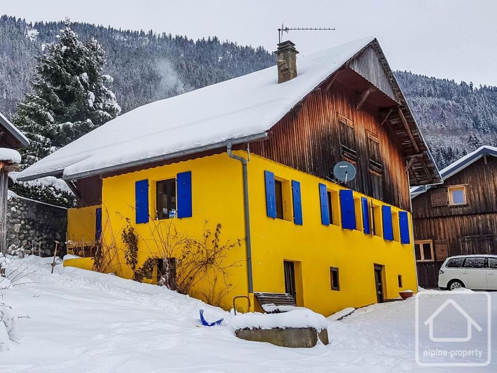 Property photo 1 of 40