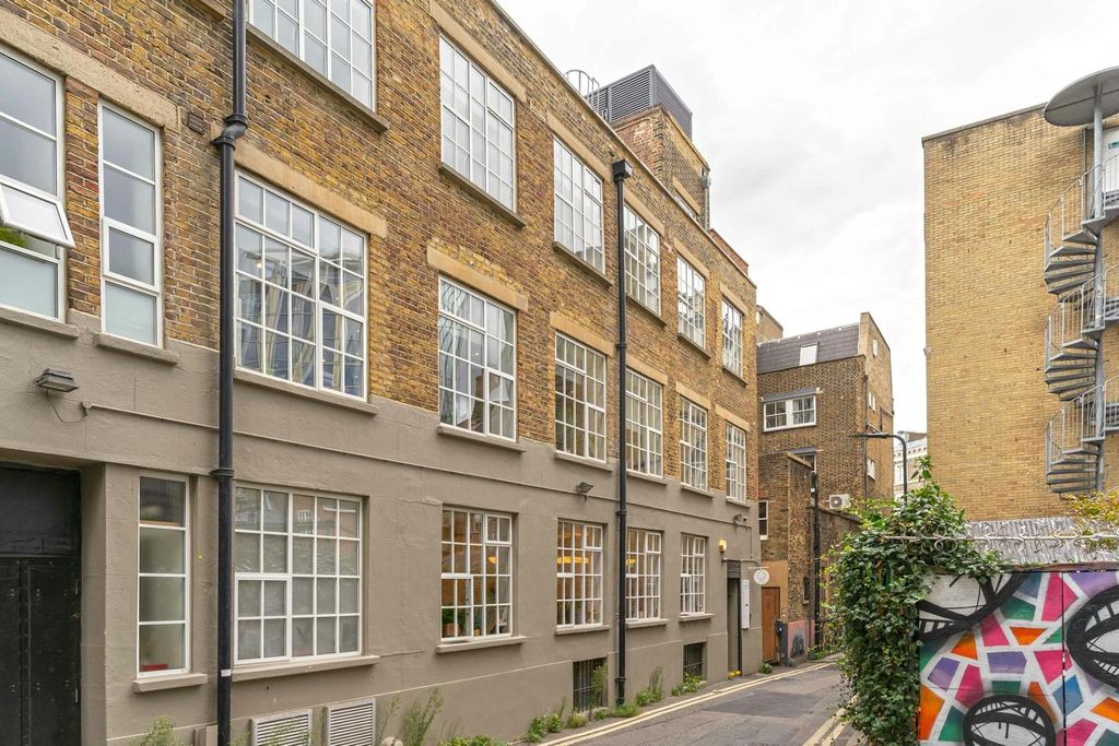Property photo 3 of 9 Lion-House-3-Plough-Yard-Ec2A-3Lp-Shoreditch-Office-Studio-Showroom-To-Let-External11-Dominion.London.Jpg