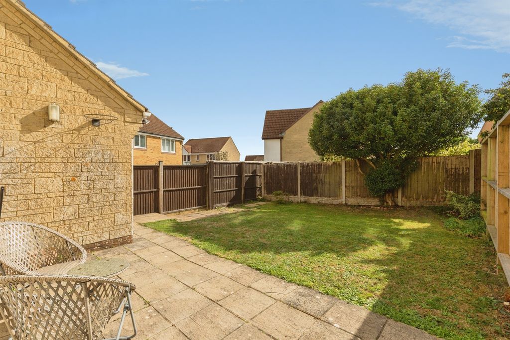 Property photo 3 of 13