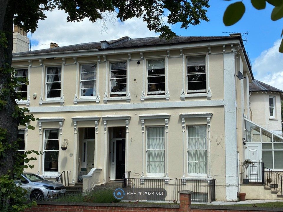 Property photo 2 of 11