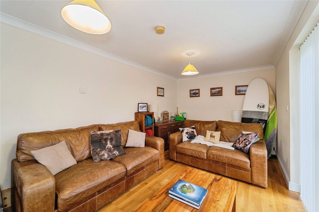 Property photo 3 of 25 Picture No. 16