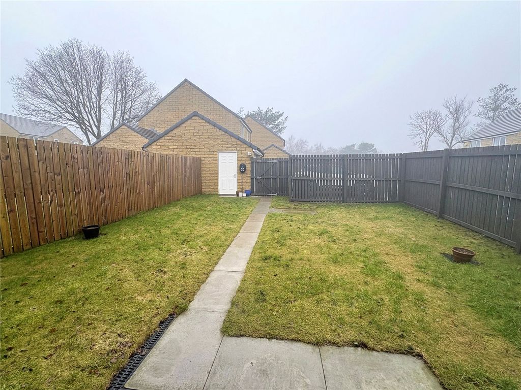 Property photo 3 of 18 Picture No. 04