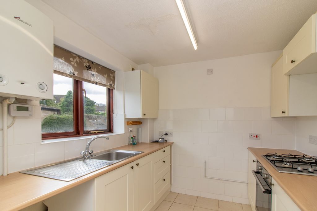 Property photo 3 of 9 Img_5325