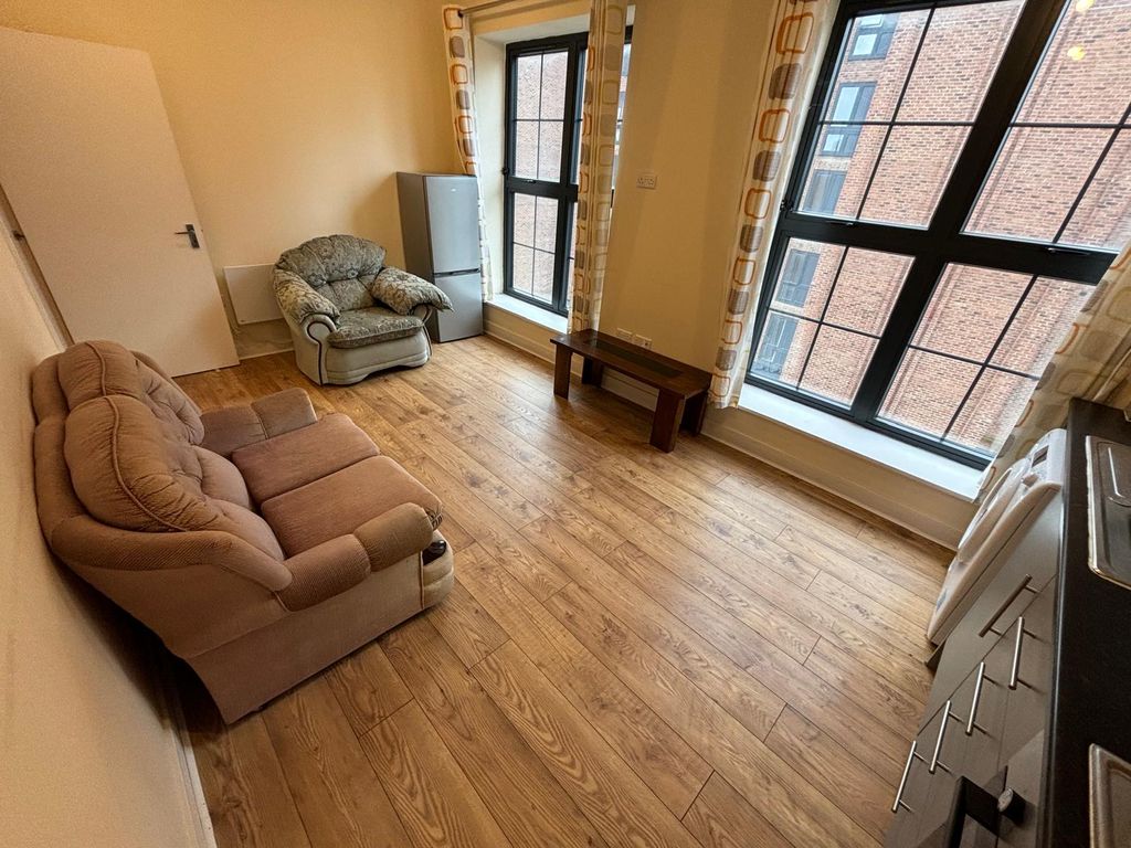 Property photo 2 of 7