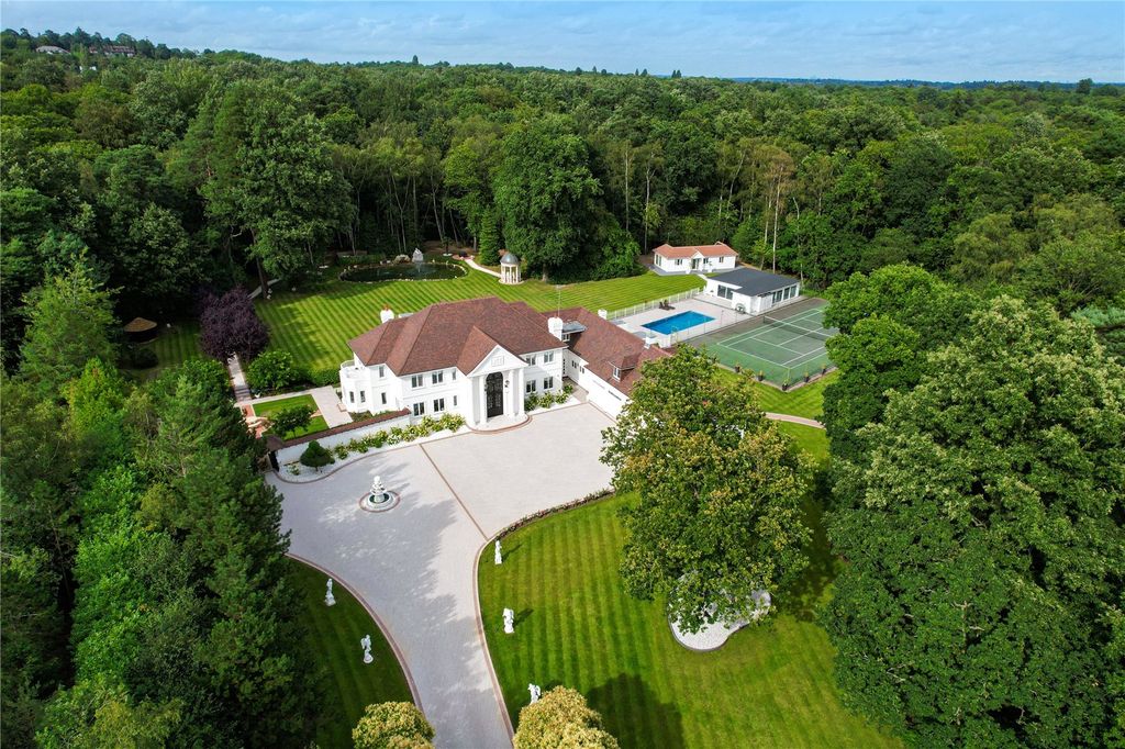 Property photo 1 of 44 Drone Aspect