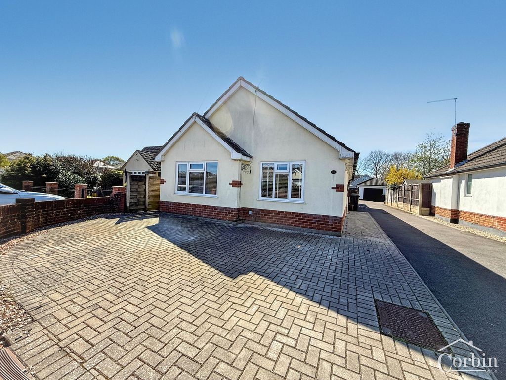 Property photo 1 of 21
