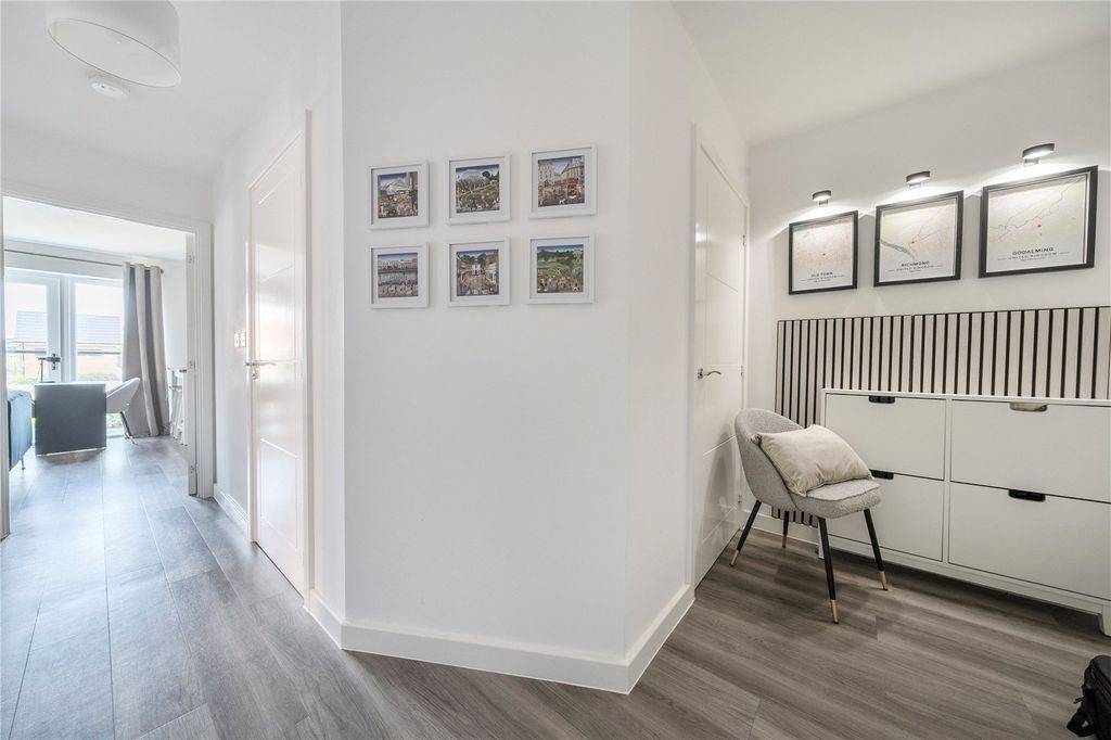 Property photo 2 of 22 Picture No. 30