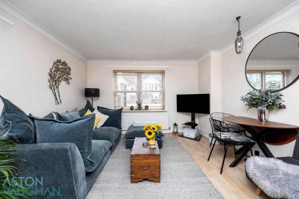 Property photo 2 of 21 4538901