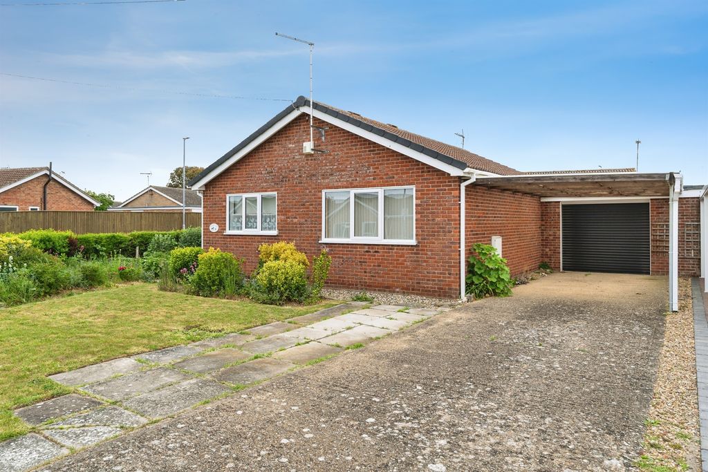Property photo 2 of 19