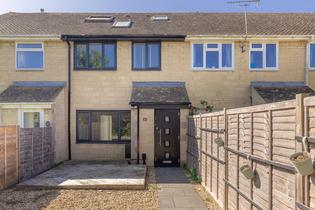 Property photo 1 of 19