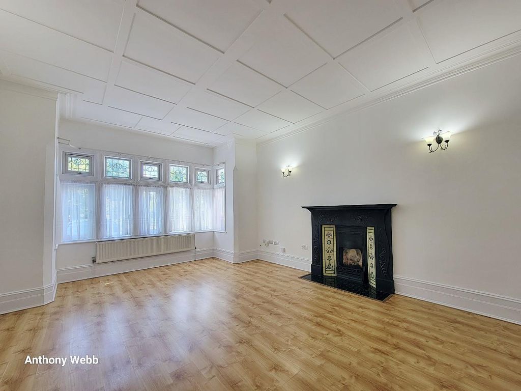 Property photo 2 of 16 Living Room