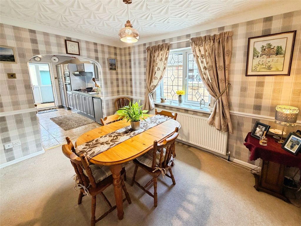 Property photo 3 of 22 Dining Room